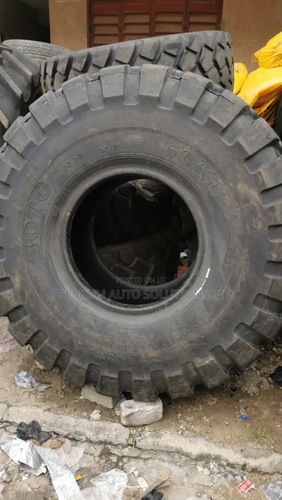 Brand New 23.5-25 Boto Radial