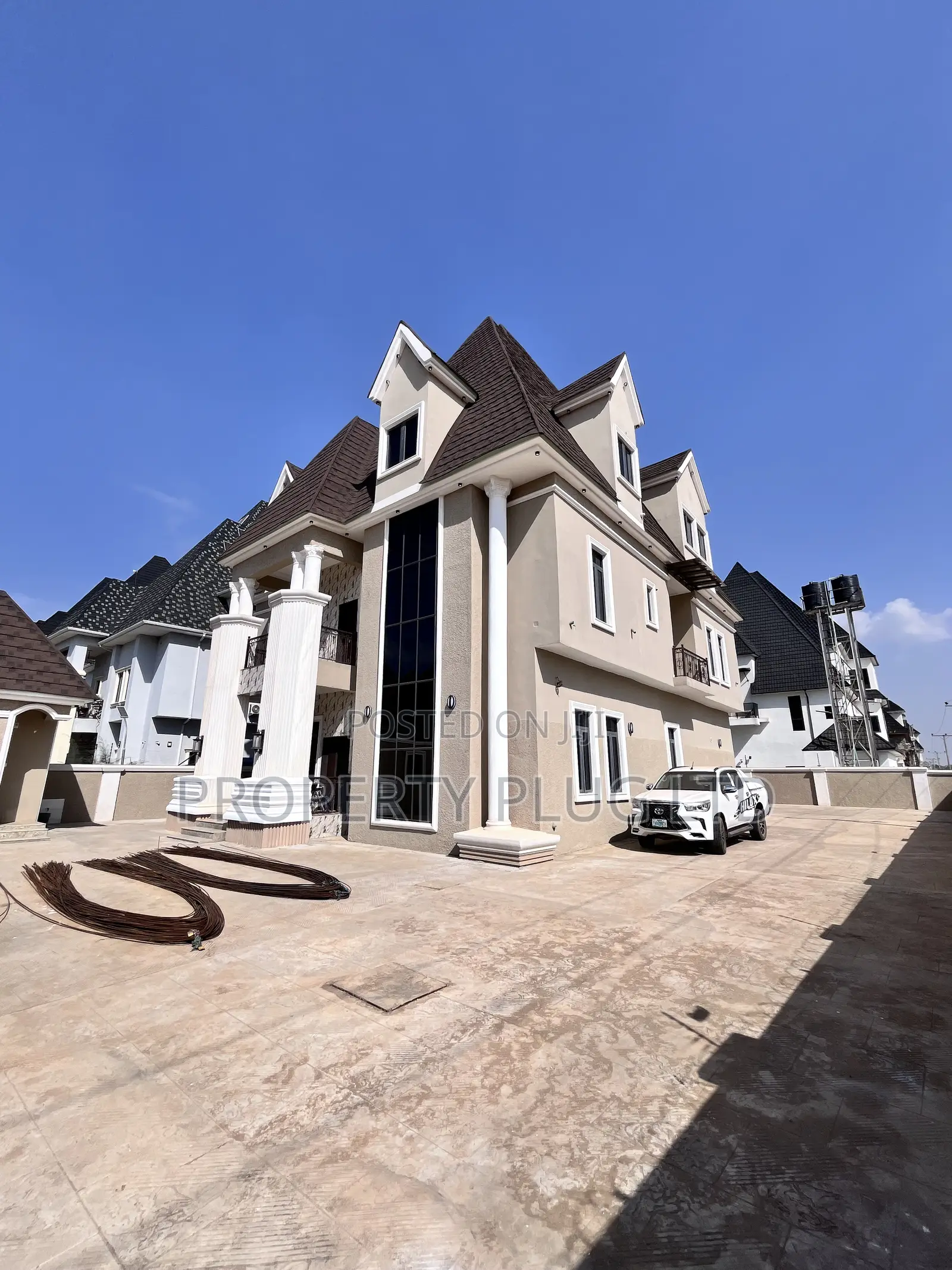 7bdrm Mansion in Karsana for sale