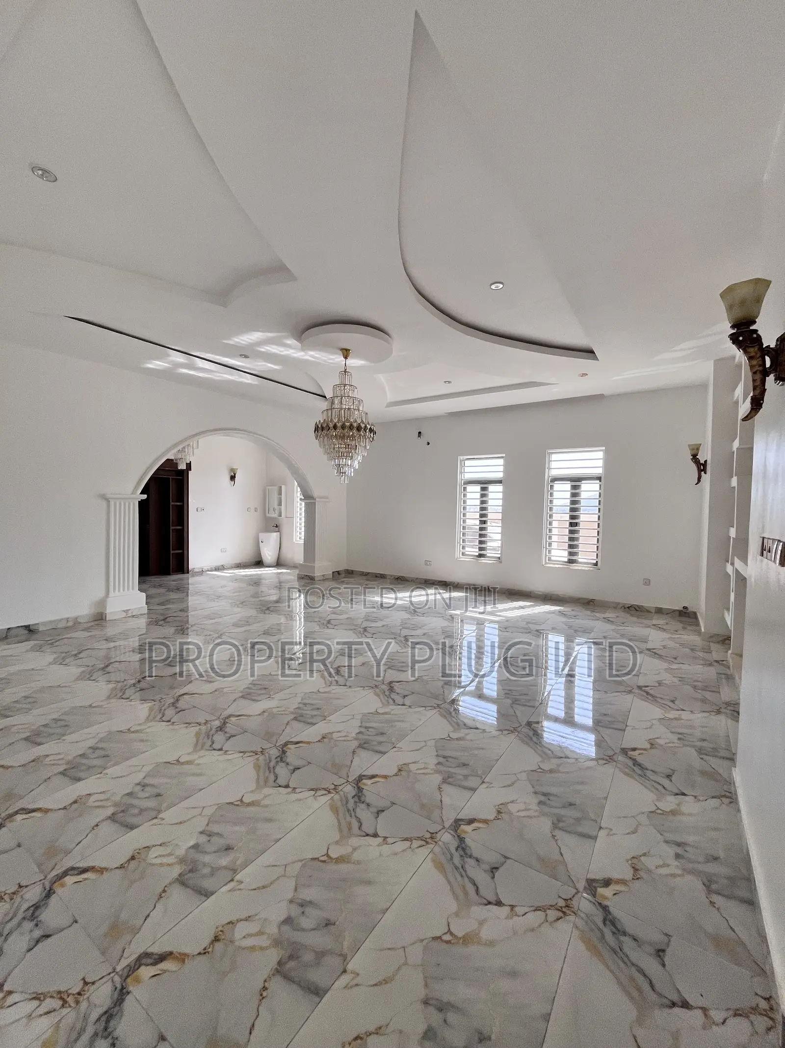 7bdrm Mansion in Karsana for sale