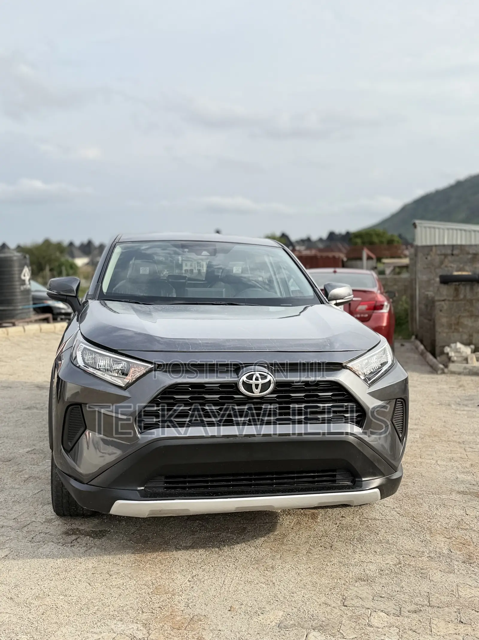 Toyota RAV4 LE 2022 Gray