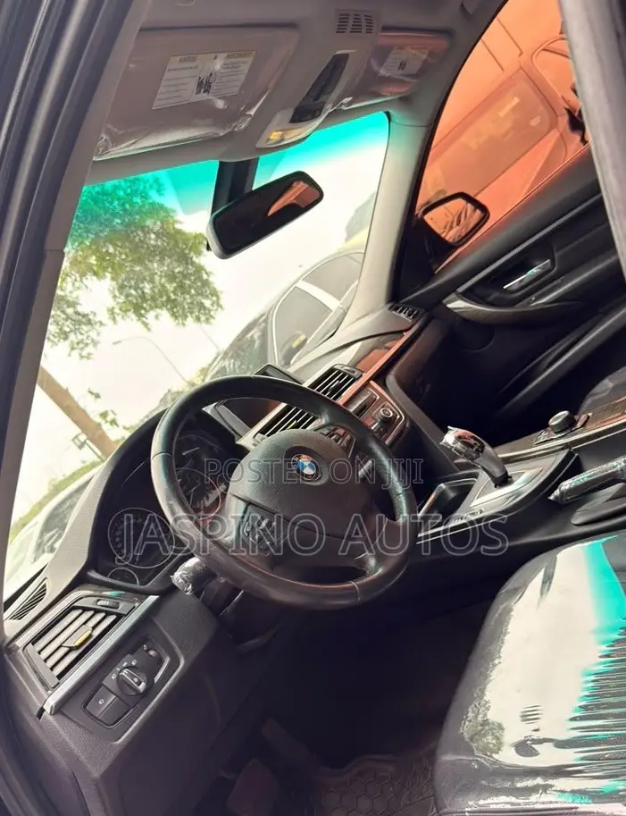 BMW 328i 2012 Black