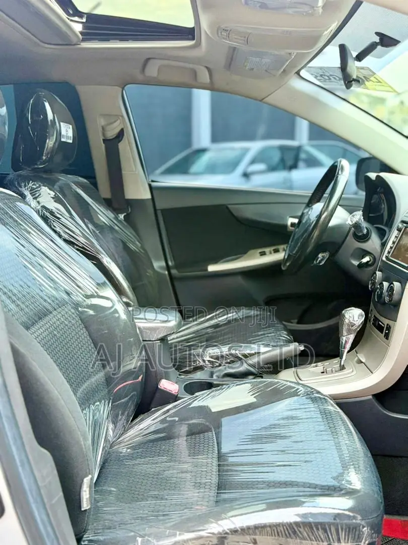 Toyota Corolla S 4dr Sedan (1.8L 4cyl 4A) 2010 Silver