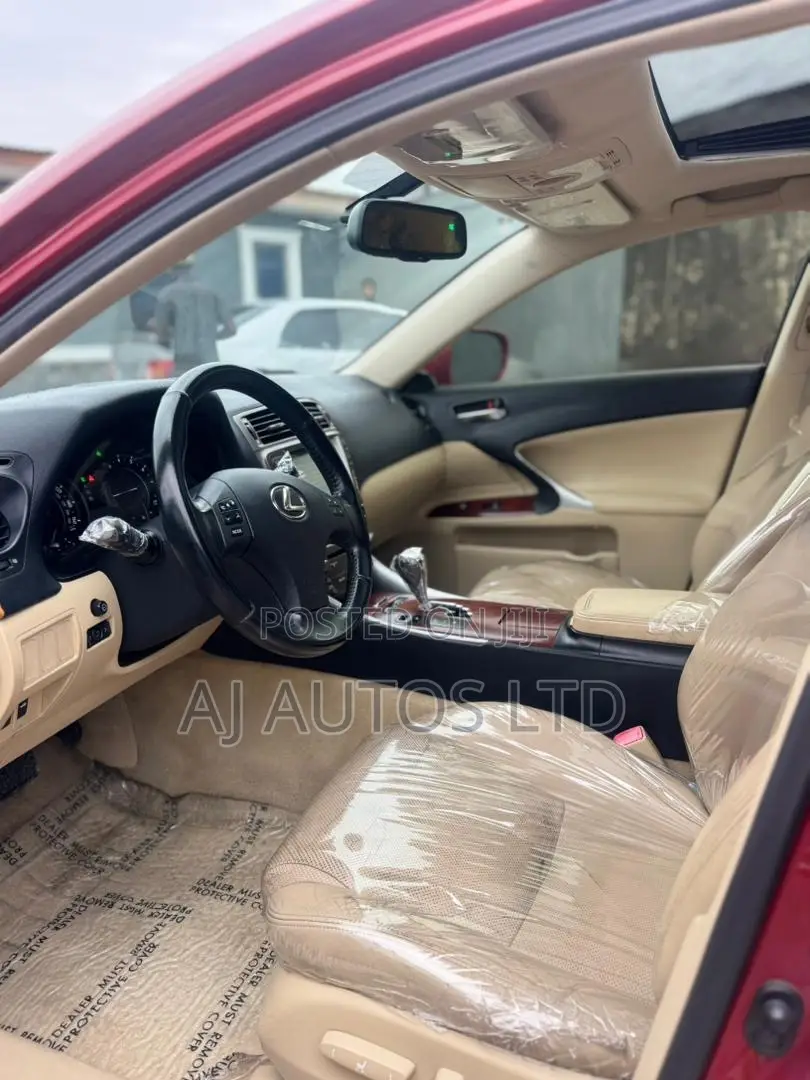 Lexus IS 250 2007 Red