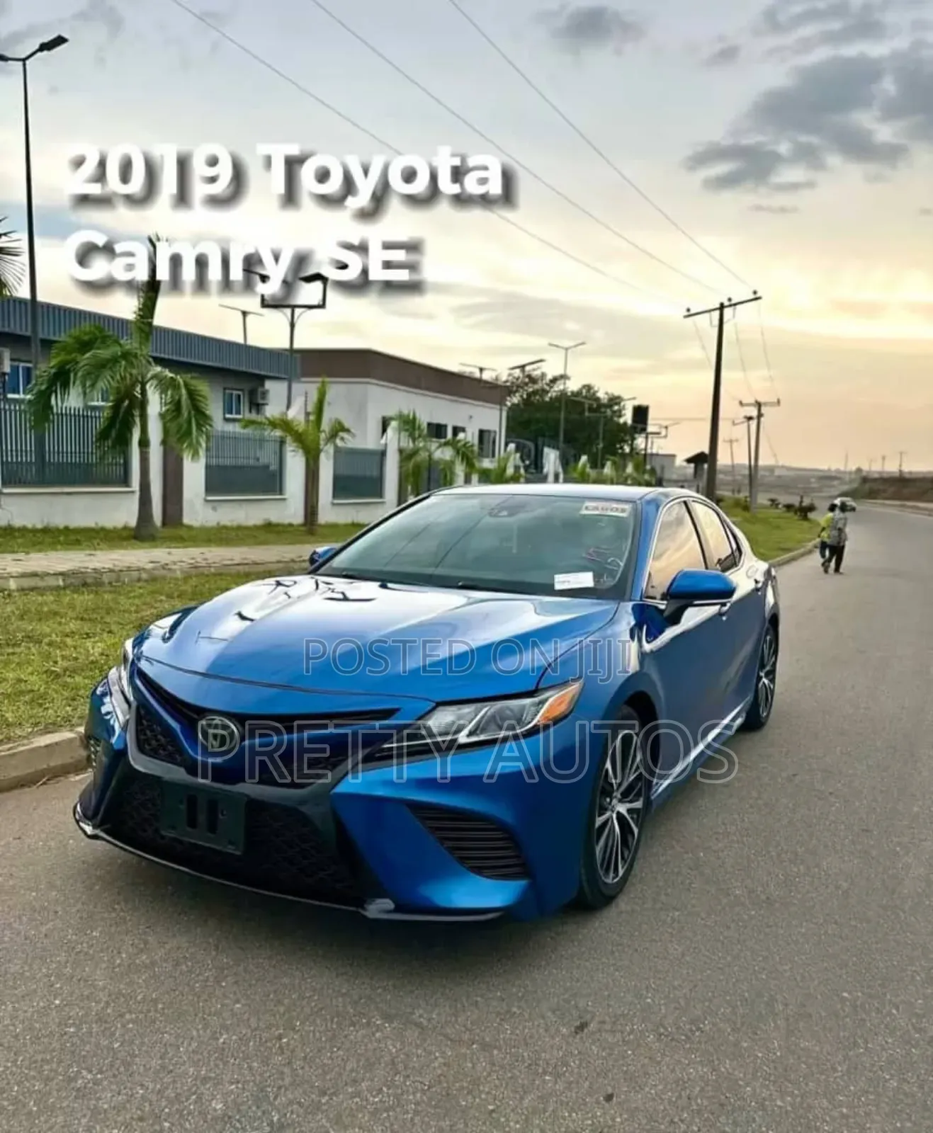 Toyota Camry 2019 Blue