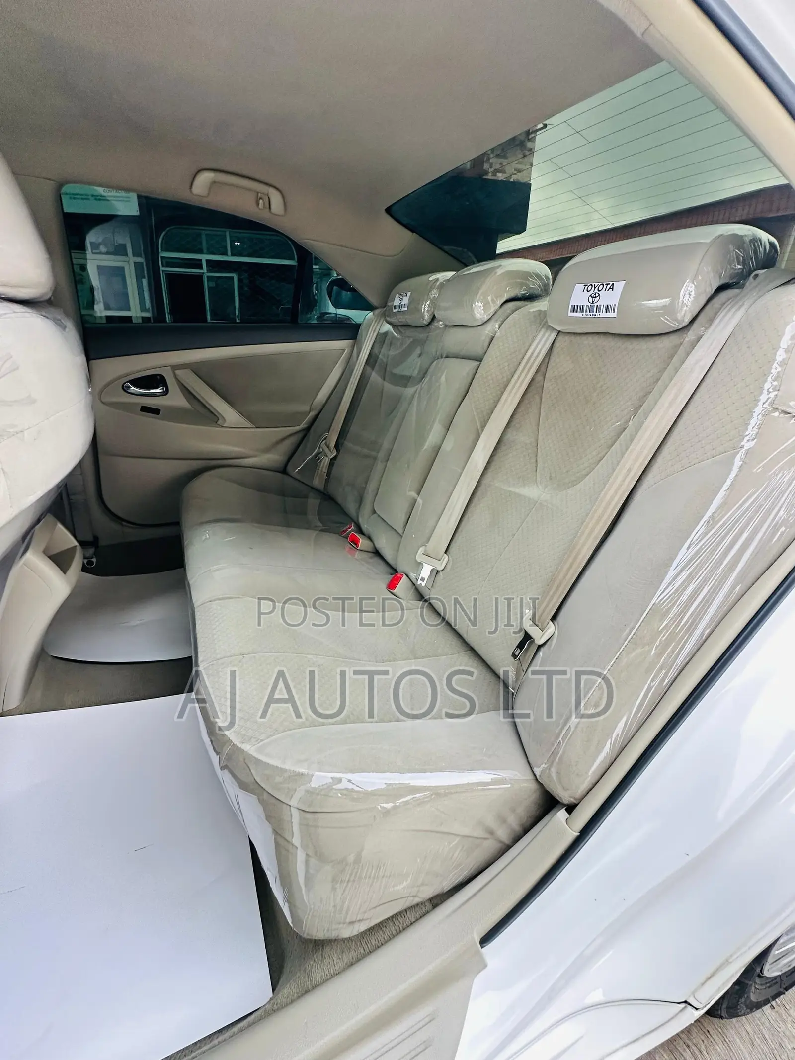 Toyota Camry LE 4dr Sedan (2.4L 4cyl 5A) 2009 White