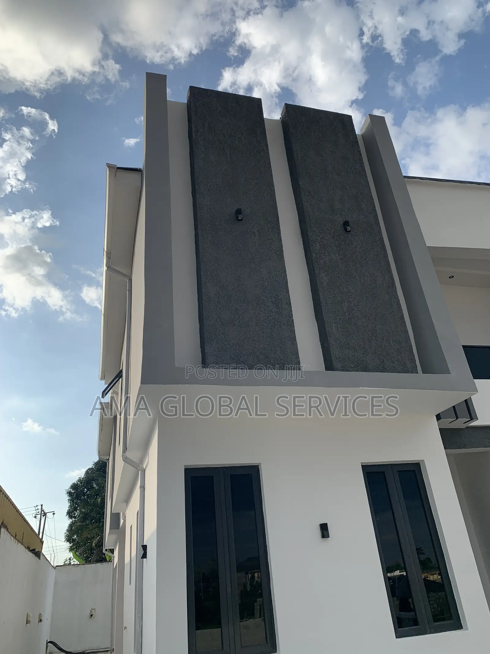 4bdrm Duplex in Ileri Residence, Jericho for sale