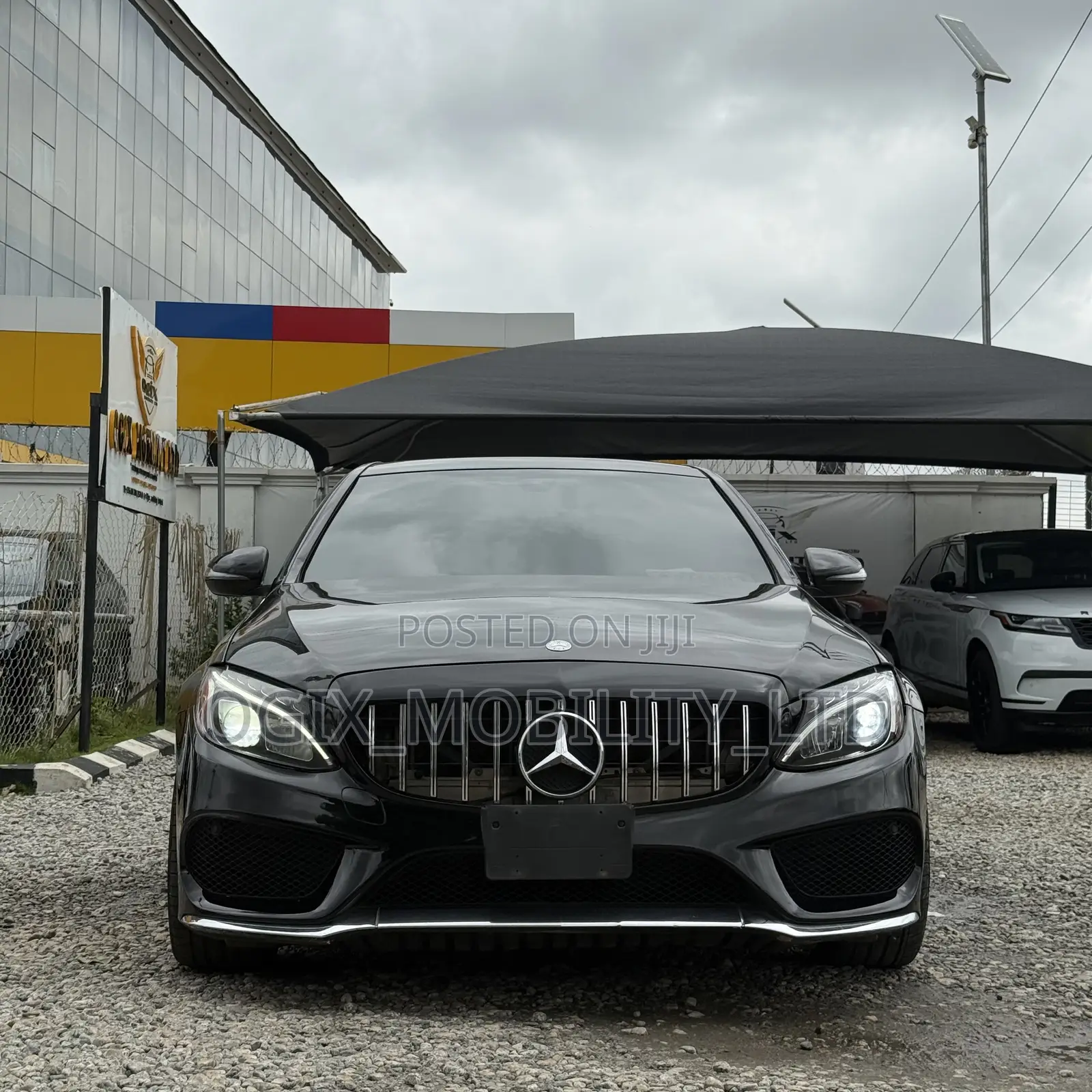 Mercedes-Benz C300 2016 Black