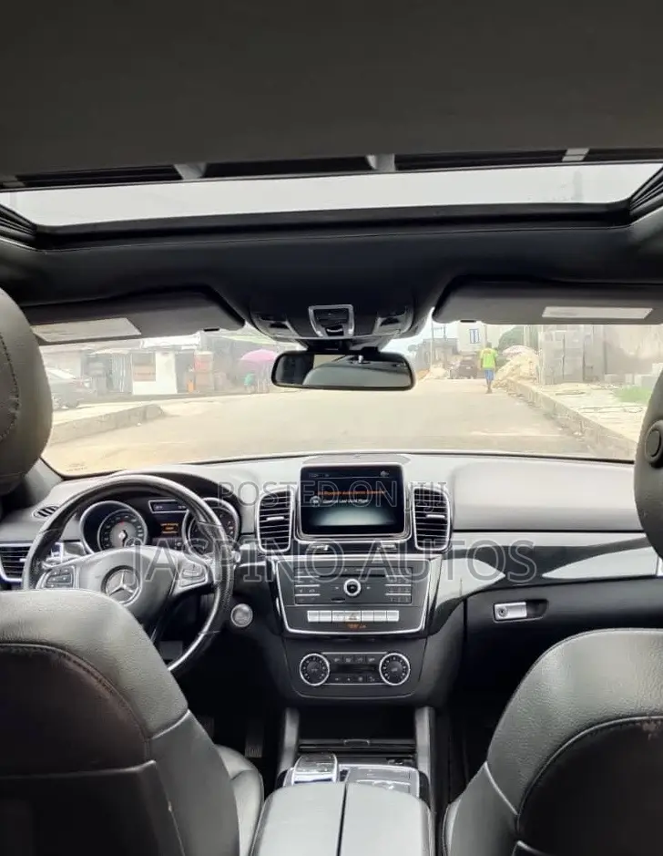 Mercedes-Benz GLE-Class 2016 Silver