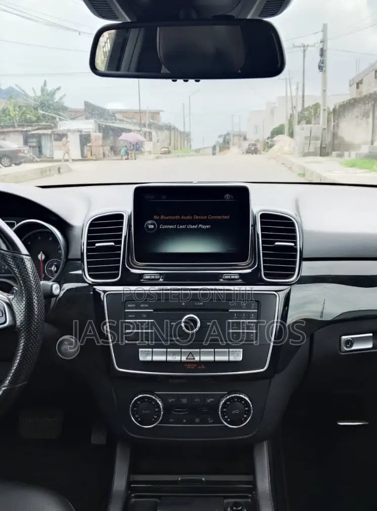Mercedes-Benz GLE-Class 2016 Silver