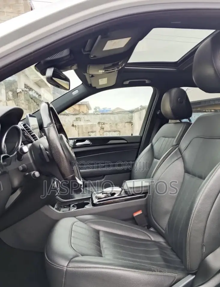 Mercedes-Benz GLE-Class 2016 Silver
