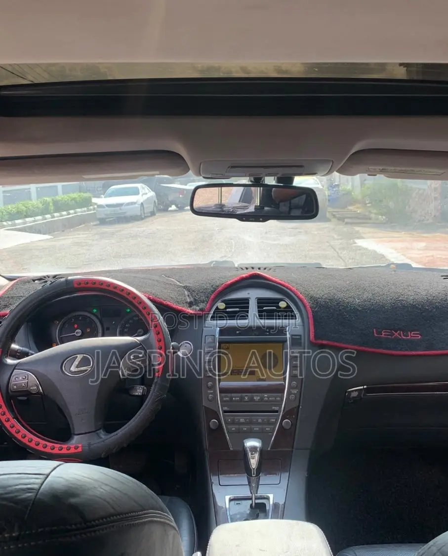Lexus ES 350 2011 White