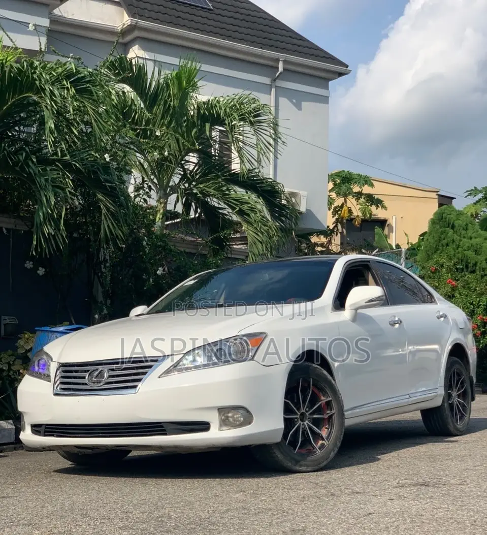 Lexus ES 350 2011 White