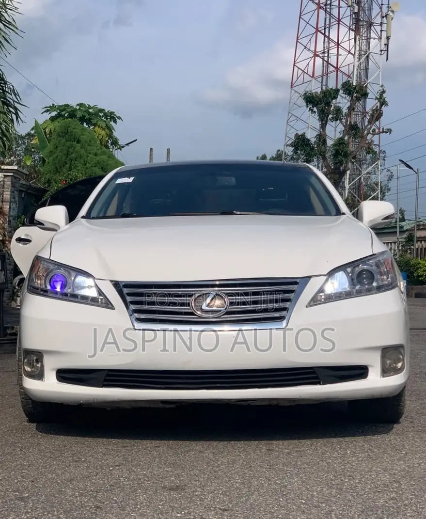 Lexus ES 350 2011 White