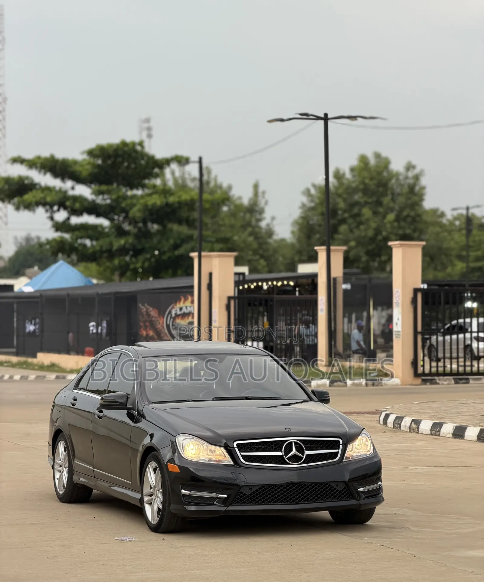 Mercedes-Benz C300 2013 Black