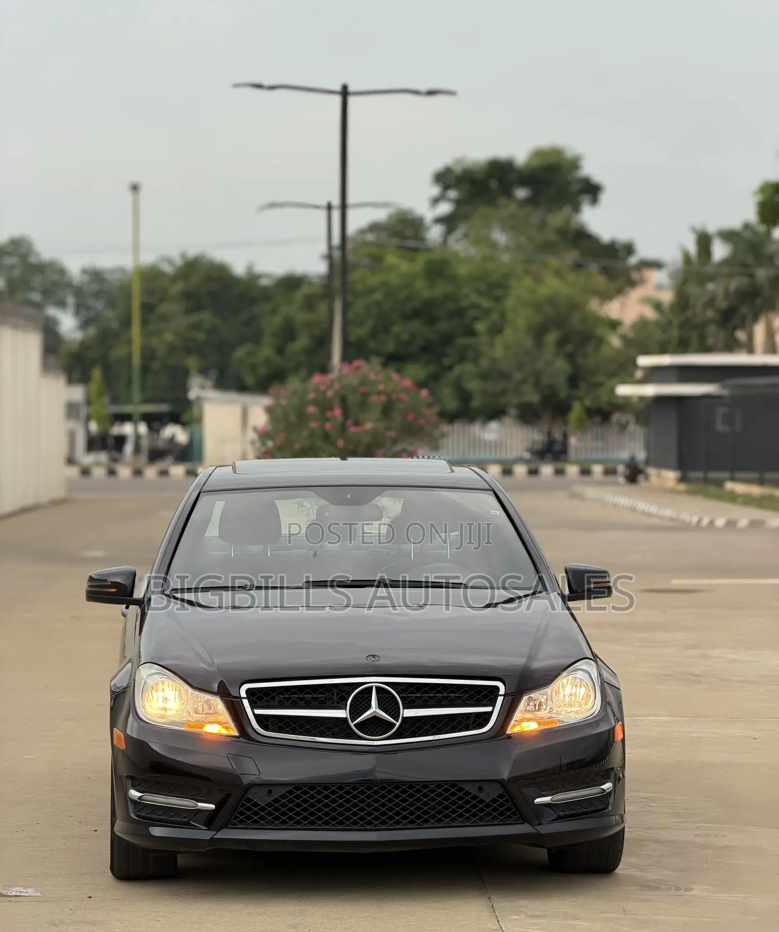 Mercedes-Benz C300 2013 Black