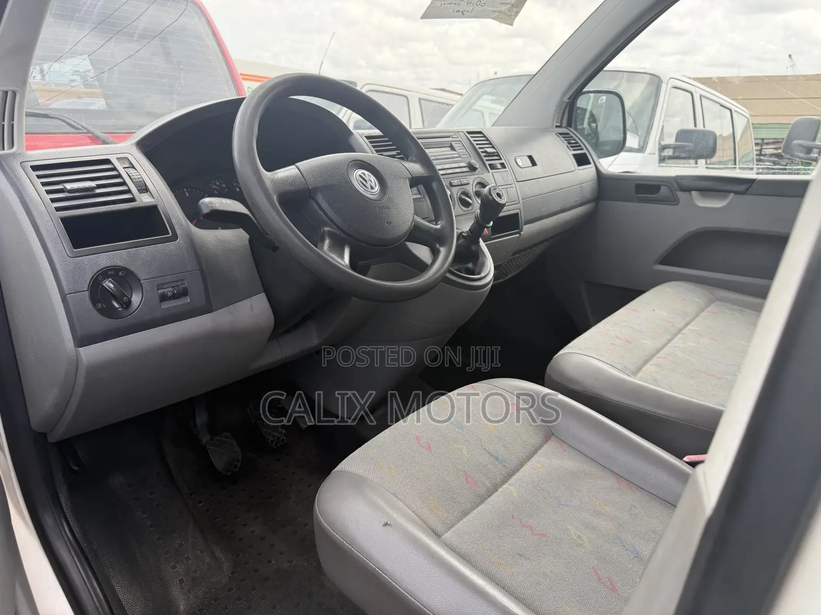 Volkswagen Transporter 2016 White