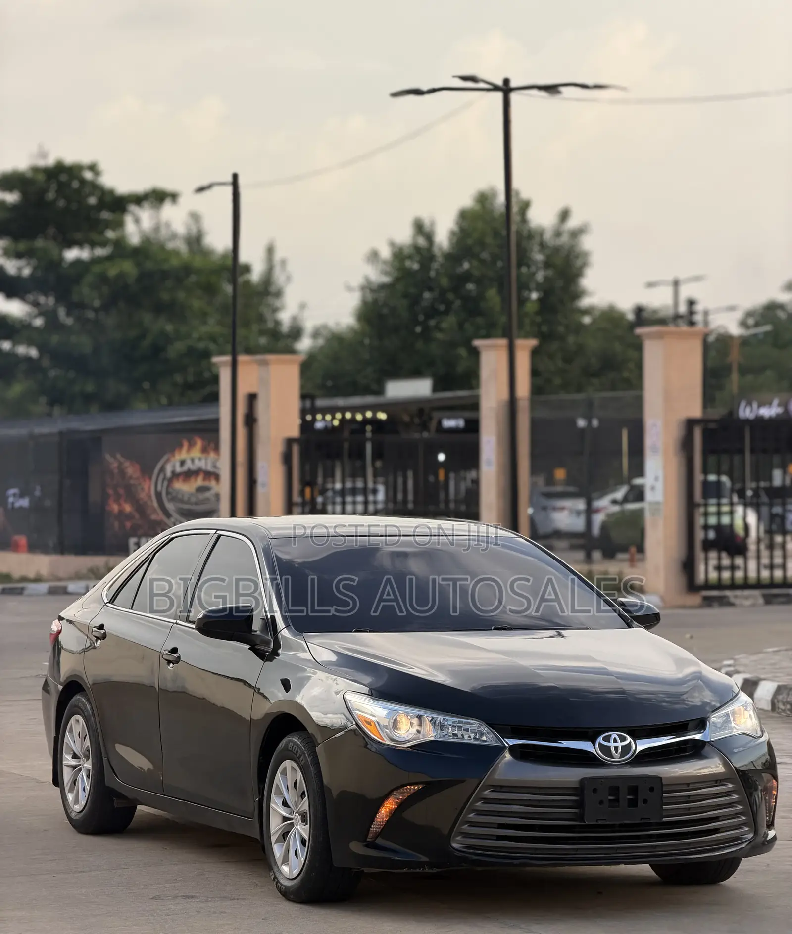 Toyota Camry LE 4dr Sedan (2.5L 4cyl 6A) 2015 Black