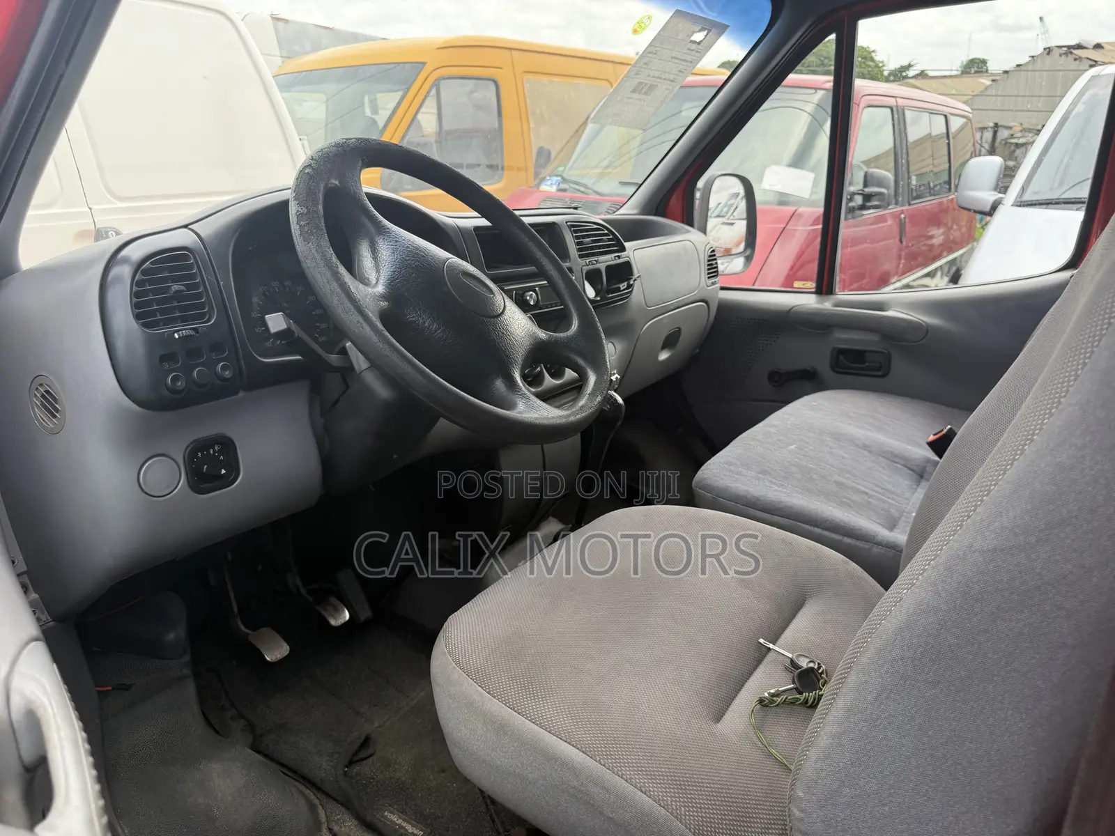Ford Transit 2016 Red