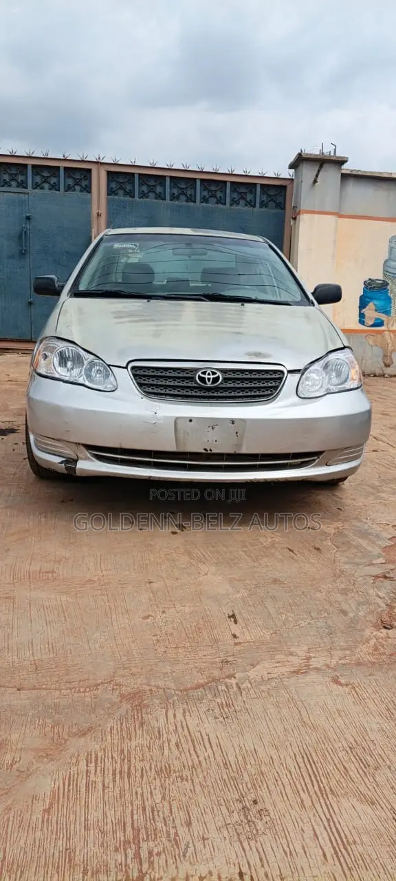 Toyota Corolla 2005 Silver