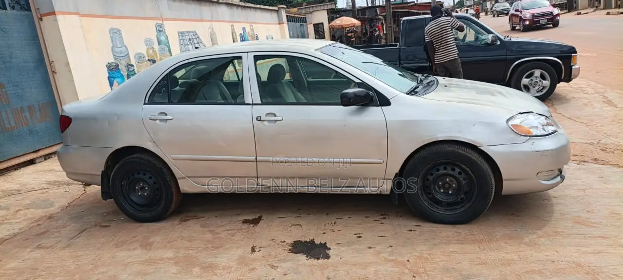 Toyota Corolla 2005 Silver