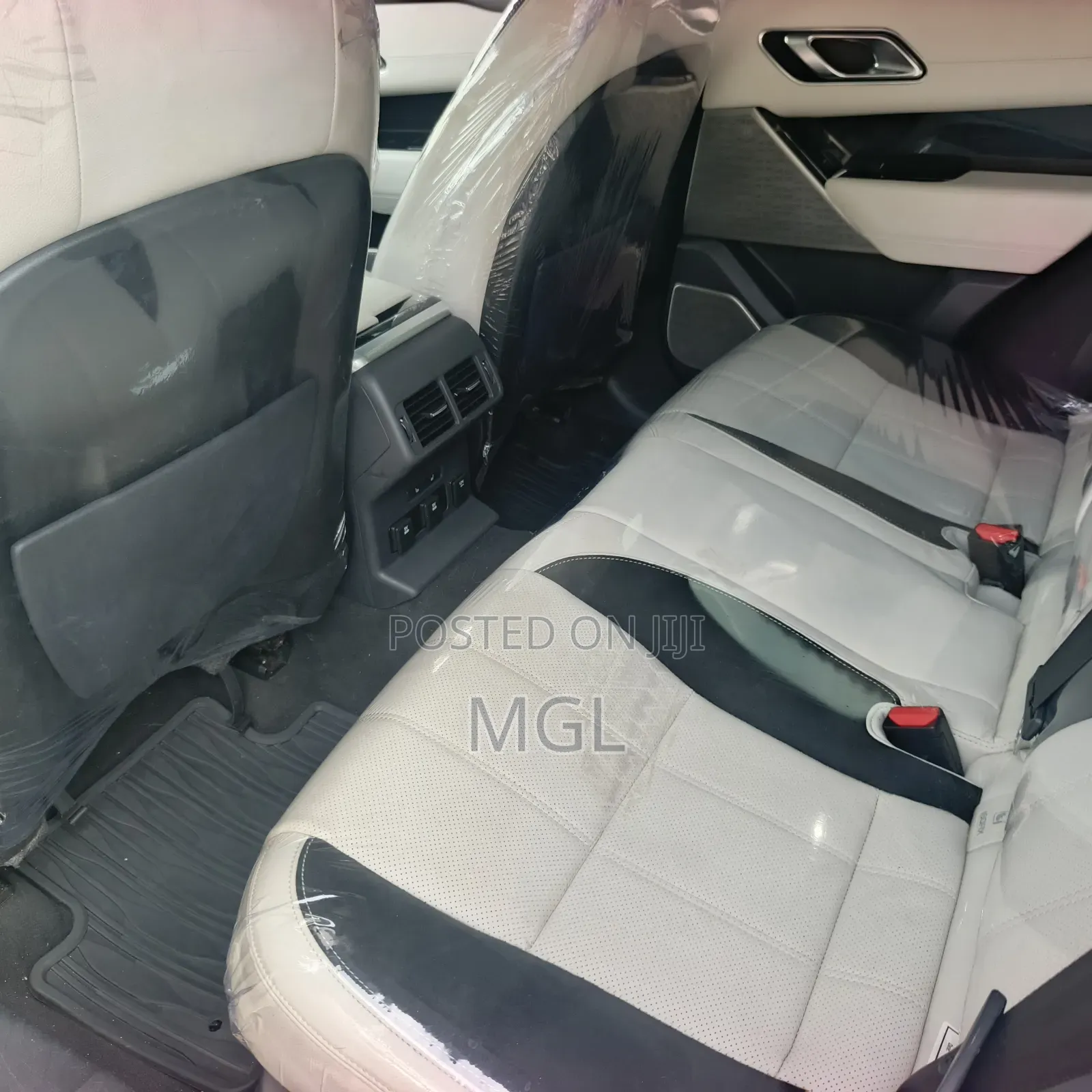 Land Rover Range Rover Vogue 2018 Black