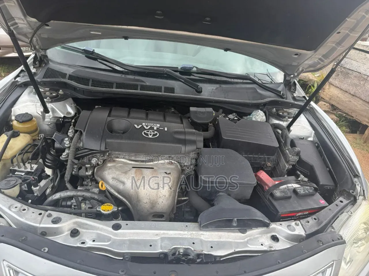 Toyota Camry 2010 Silver