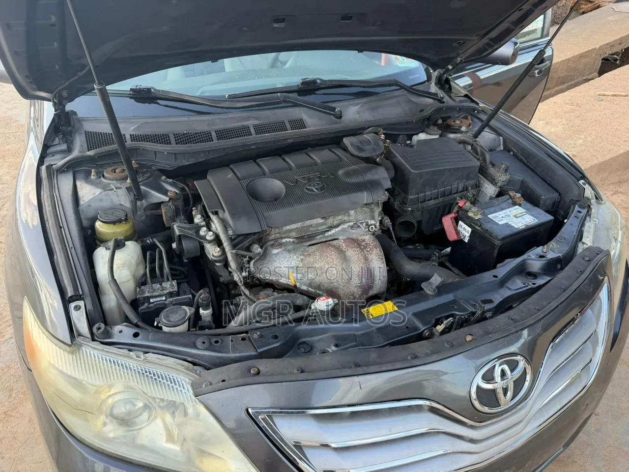 Toyota Camry 2011 Gray