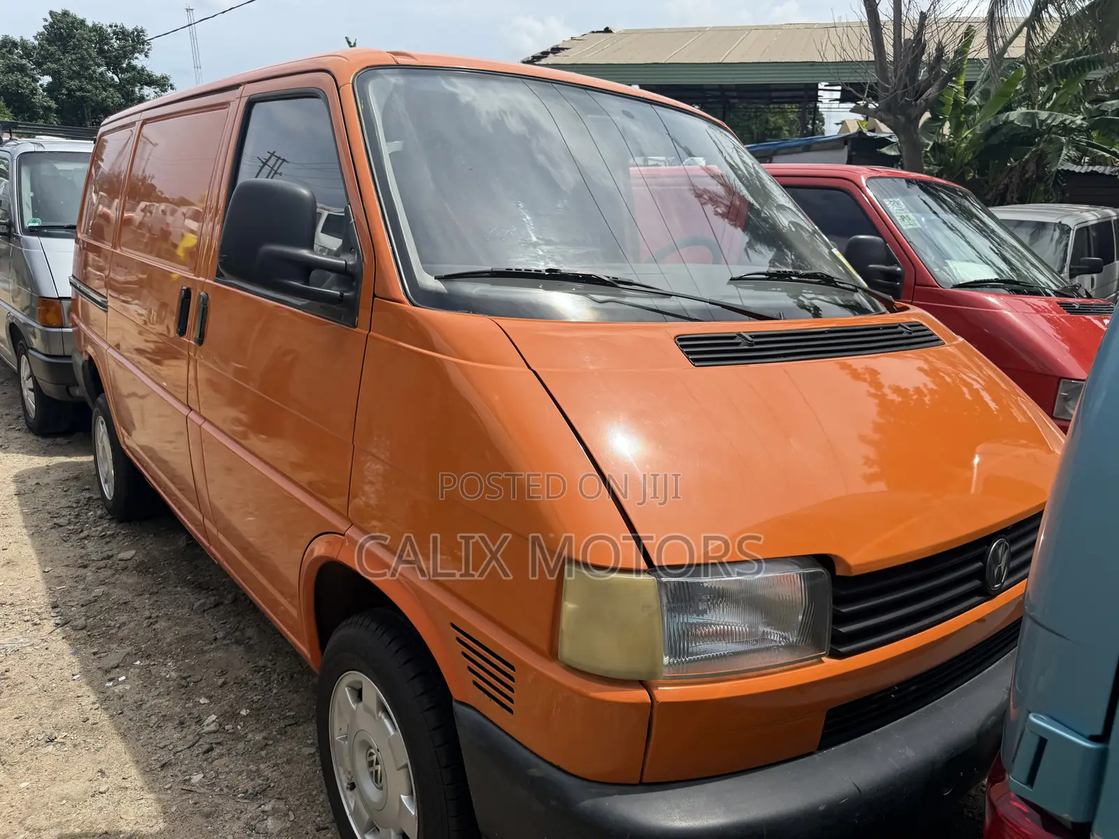 Volkswagen Transporter 2008 Orange