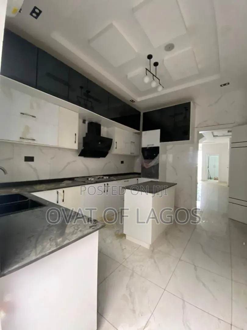 4bdrm Duplex in Lekki Palm City, Ado / Ajah for sale