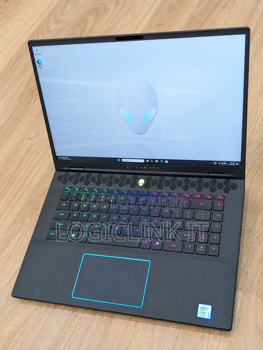 Laptop Alienware M16 R2 32GB Intel Core Ultra 9 SSD 1T