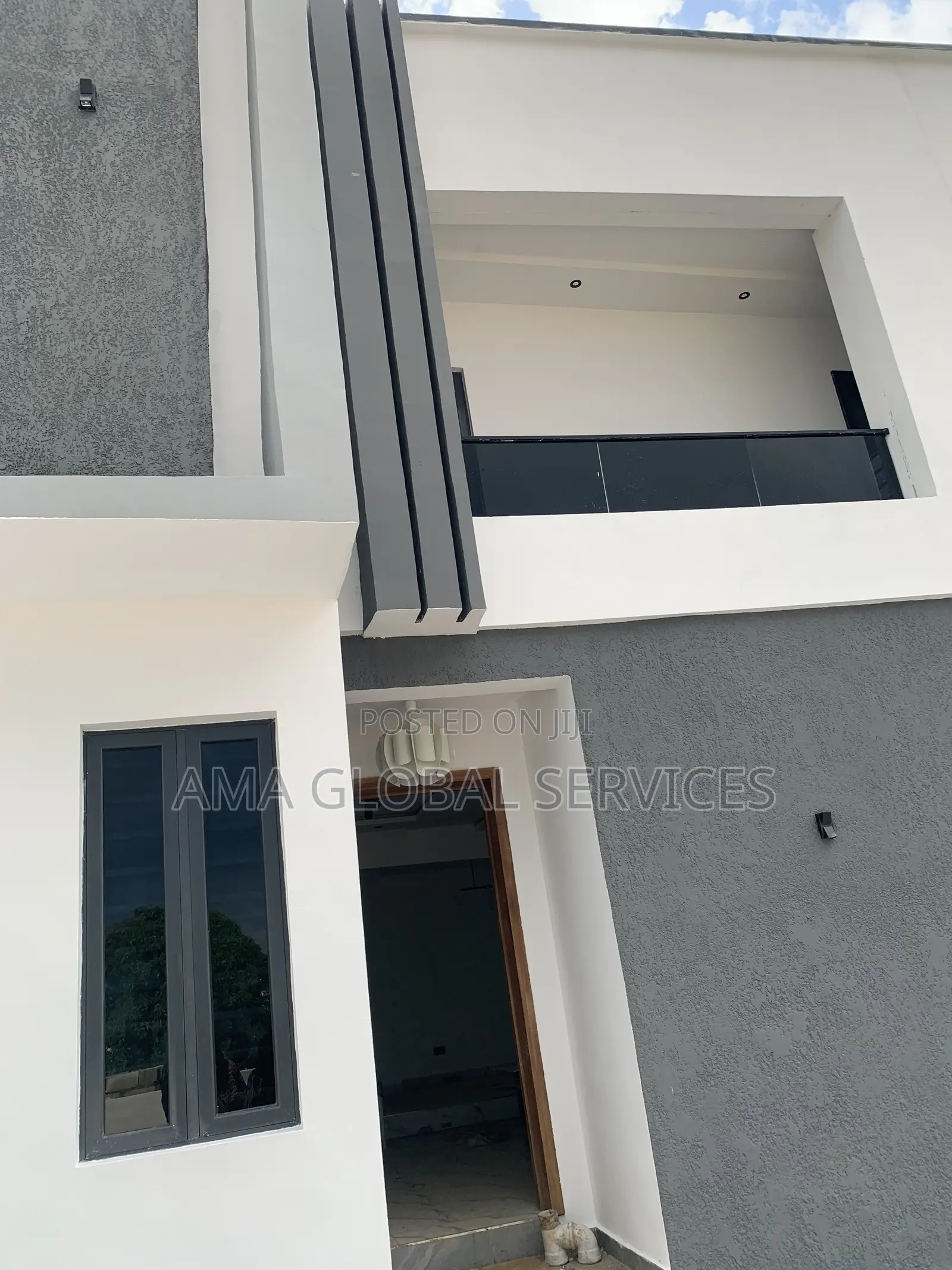 4bdrm Duplex in Ileri Residence, Jericho for sale