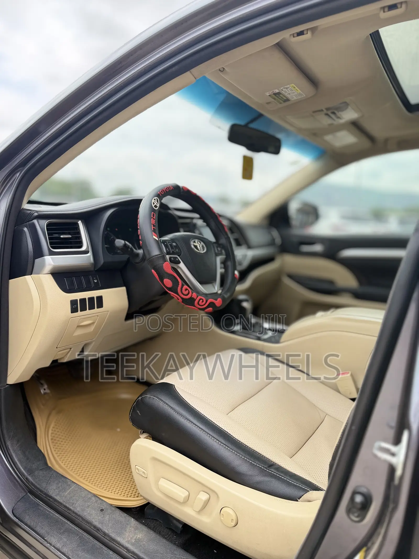 Toyota Highlander Limited 4x2 V6 (3.5L 6cyl 8A) 2017 Gray