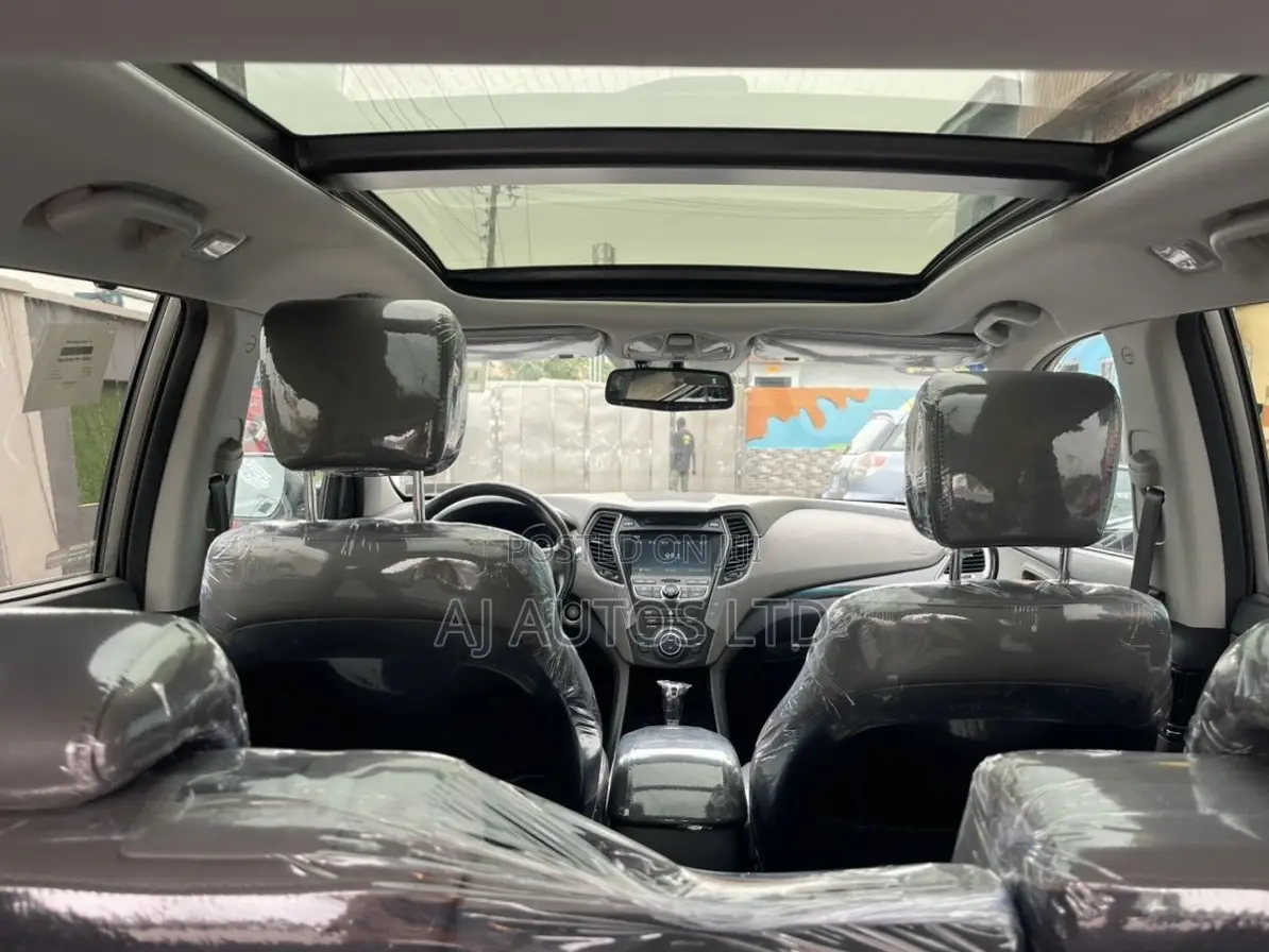 Hyundai Santa Fe 2015 Gray