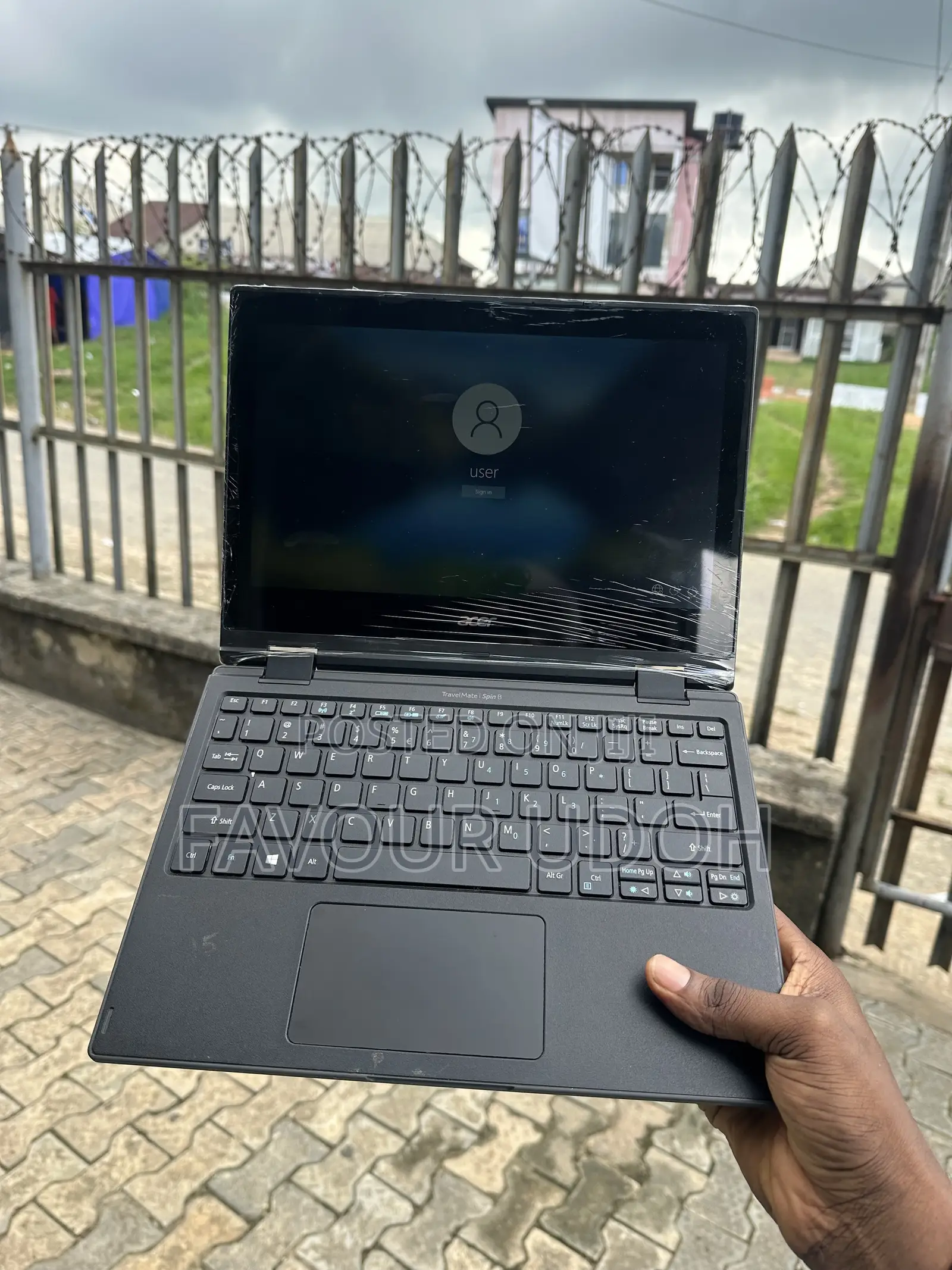 Laptop Acer TravelMate Spin B1 4GB Intel Celeron SSD 72GB
