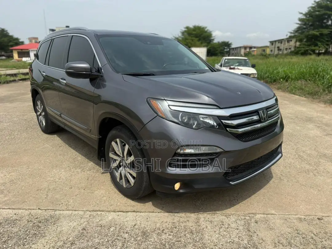 Honda Pilot Elite 4dr AWD (3.5L 6cyl 9A) 2016 Gray