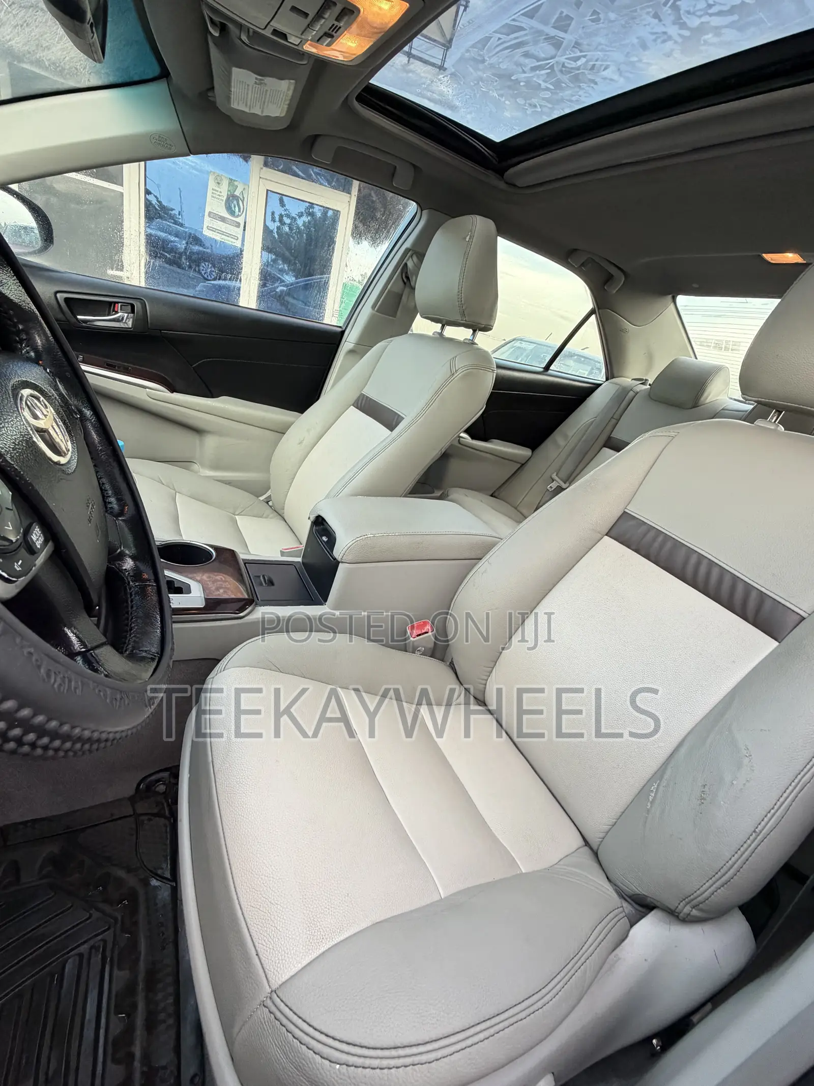 Toyota Camry XLE 4dr Sedan (2.5L 4cyl 6A) 2014 Gray