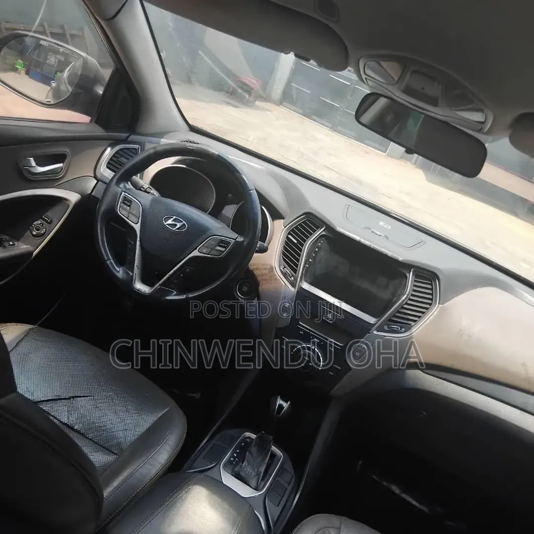 Hyundai Santa Fe 2016 Gray