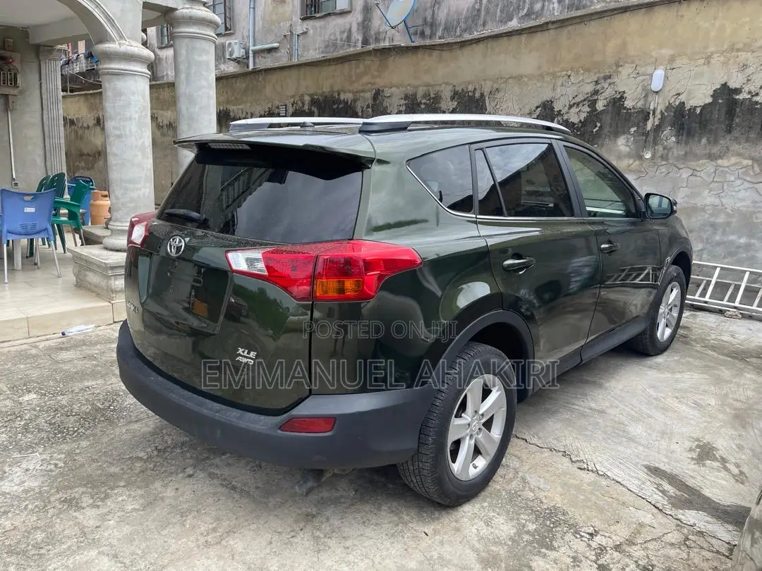Toyota RAV4 2013 Green