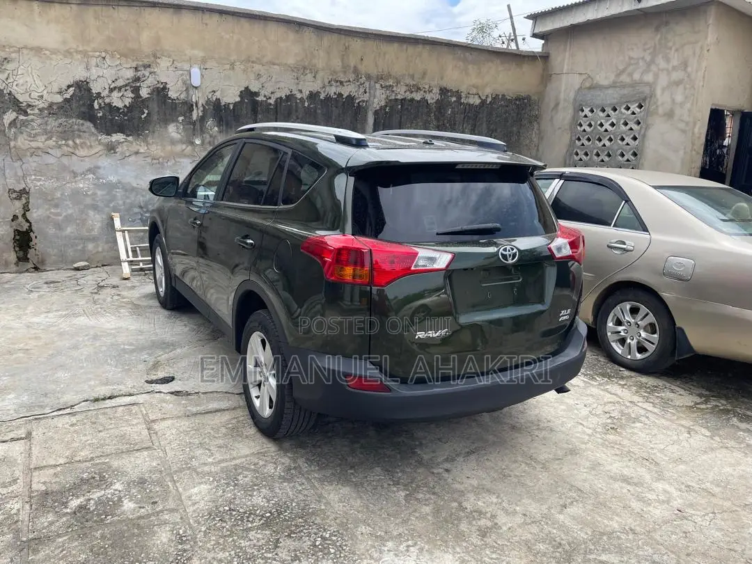 Toyota RAV4 2013 Green