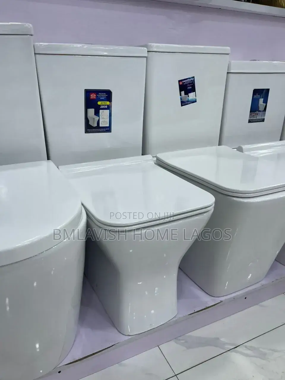 Sweethome Afro Set Water Closet