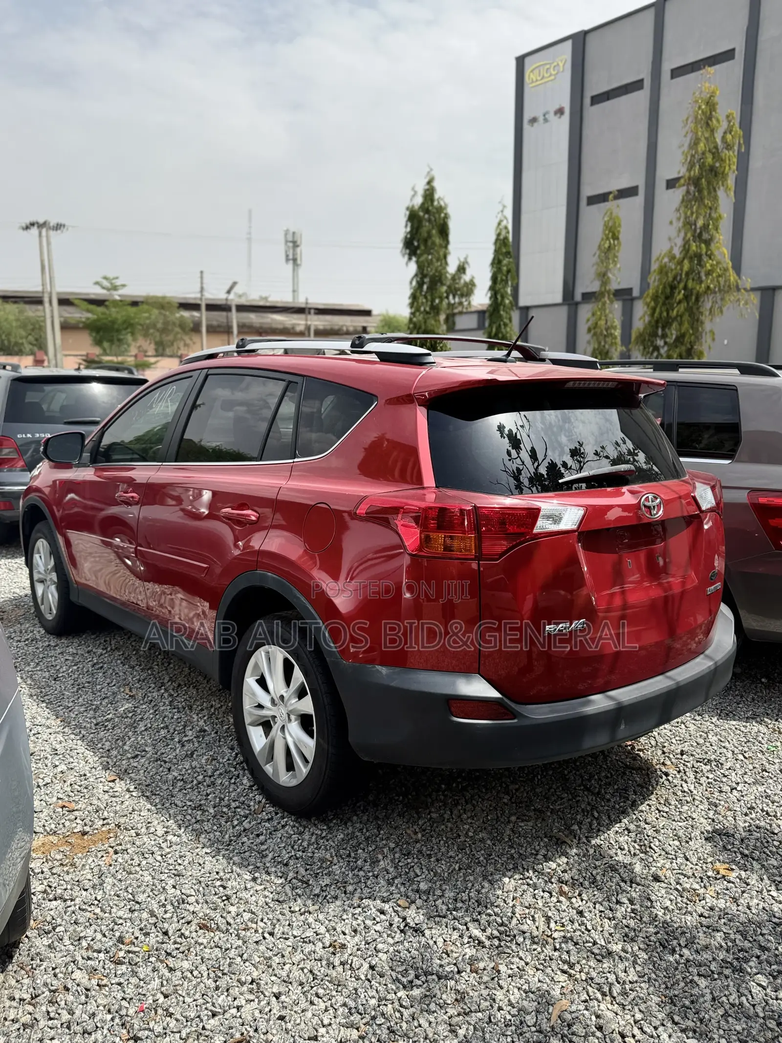 Toyota RAV4 2015 Red