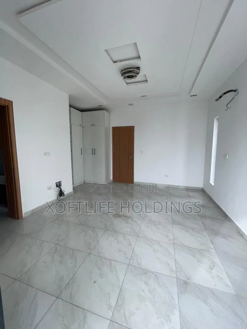 1bdrm Shared Apartment in Ikota for rent