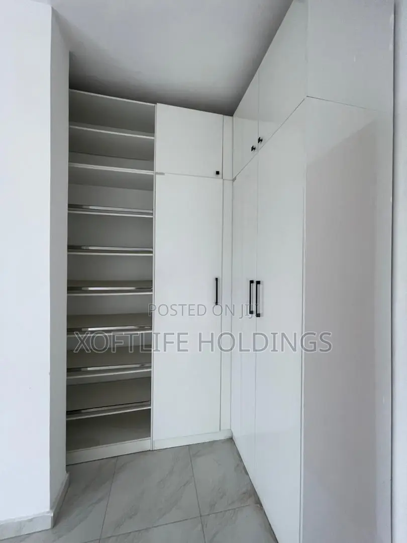 1bdrm Shared Apartment in Ikota for rent