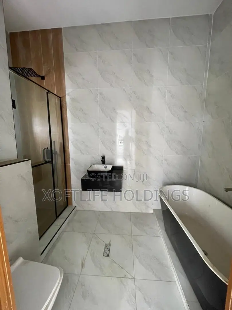 1bdrm Shared Apartment in Ikota for rent