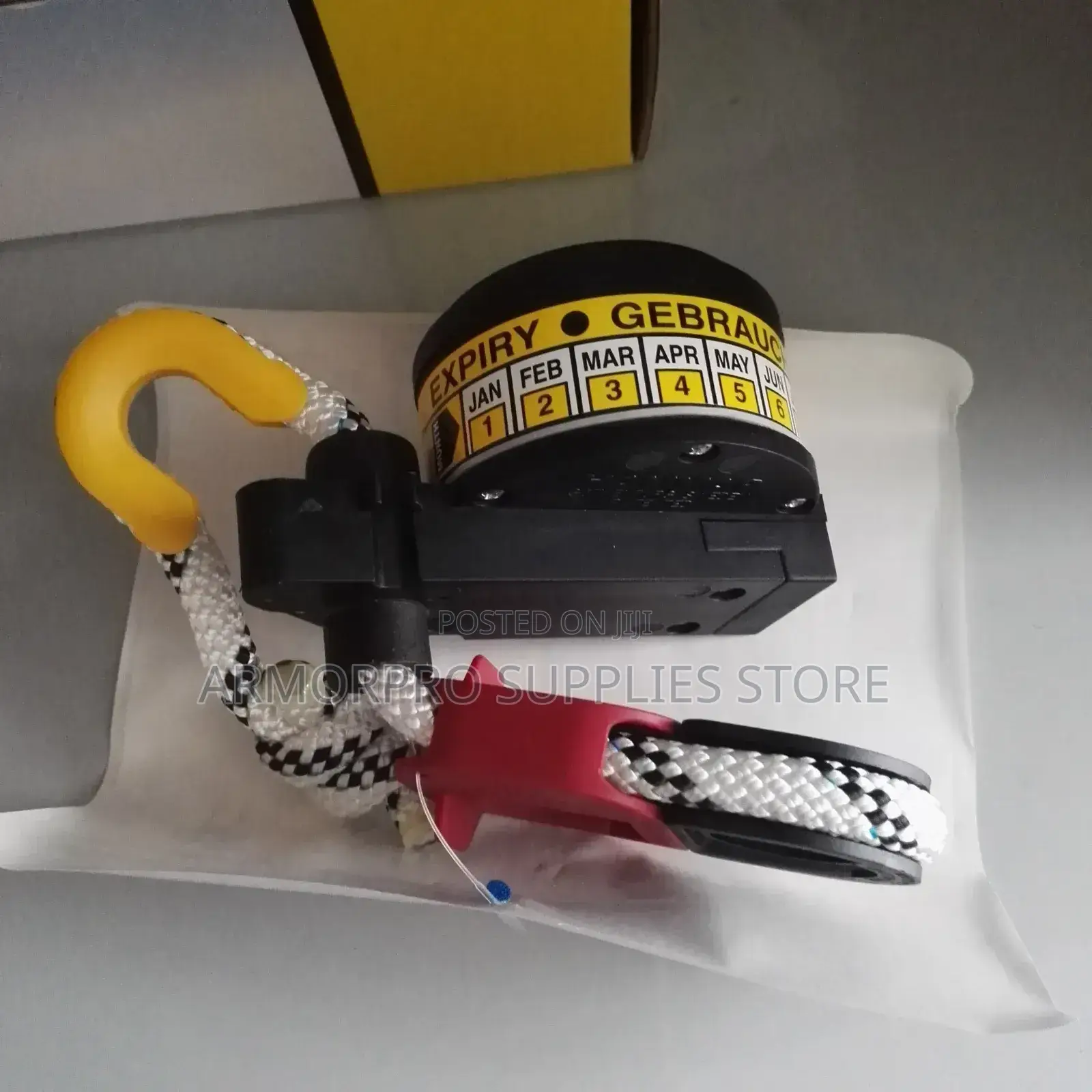 Hammar H20 Hydrostatic Release Unit for Marine Liferafts