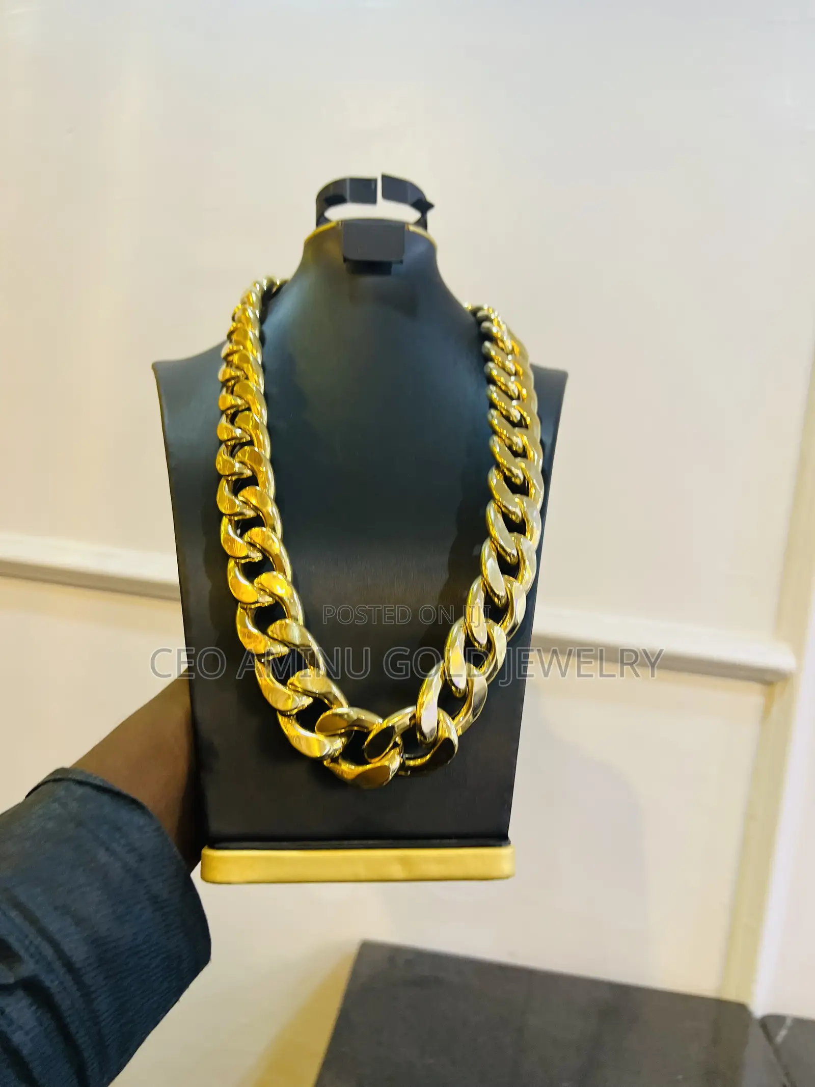 18karat Cuban Jeweler