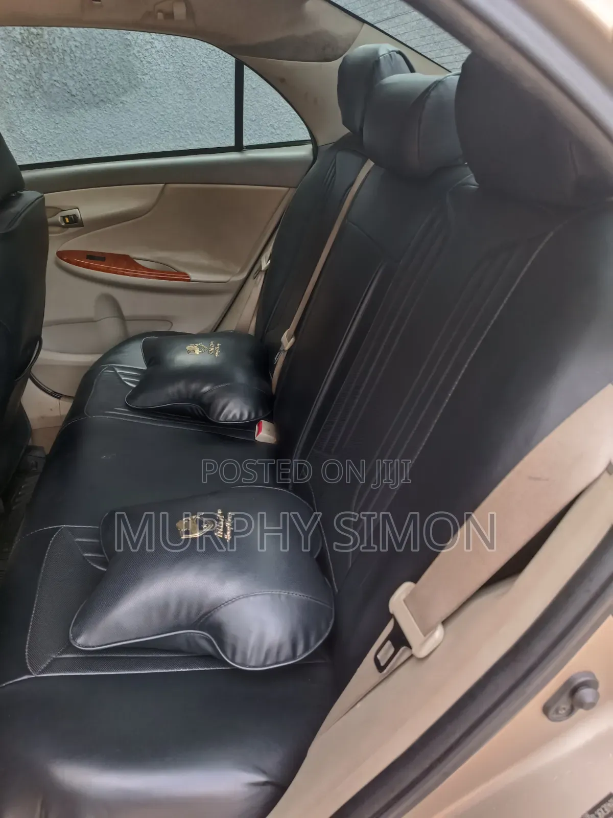 Toyota Corolla 2010 Gold