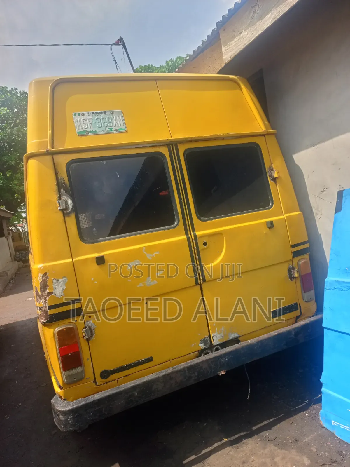Volkswagen LT 1999 Yellow