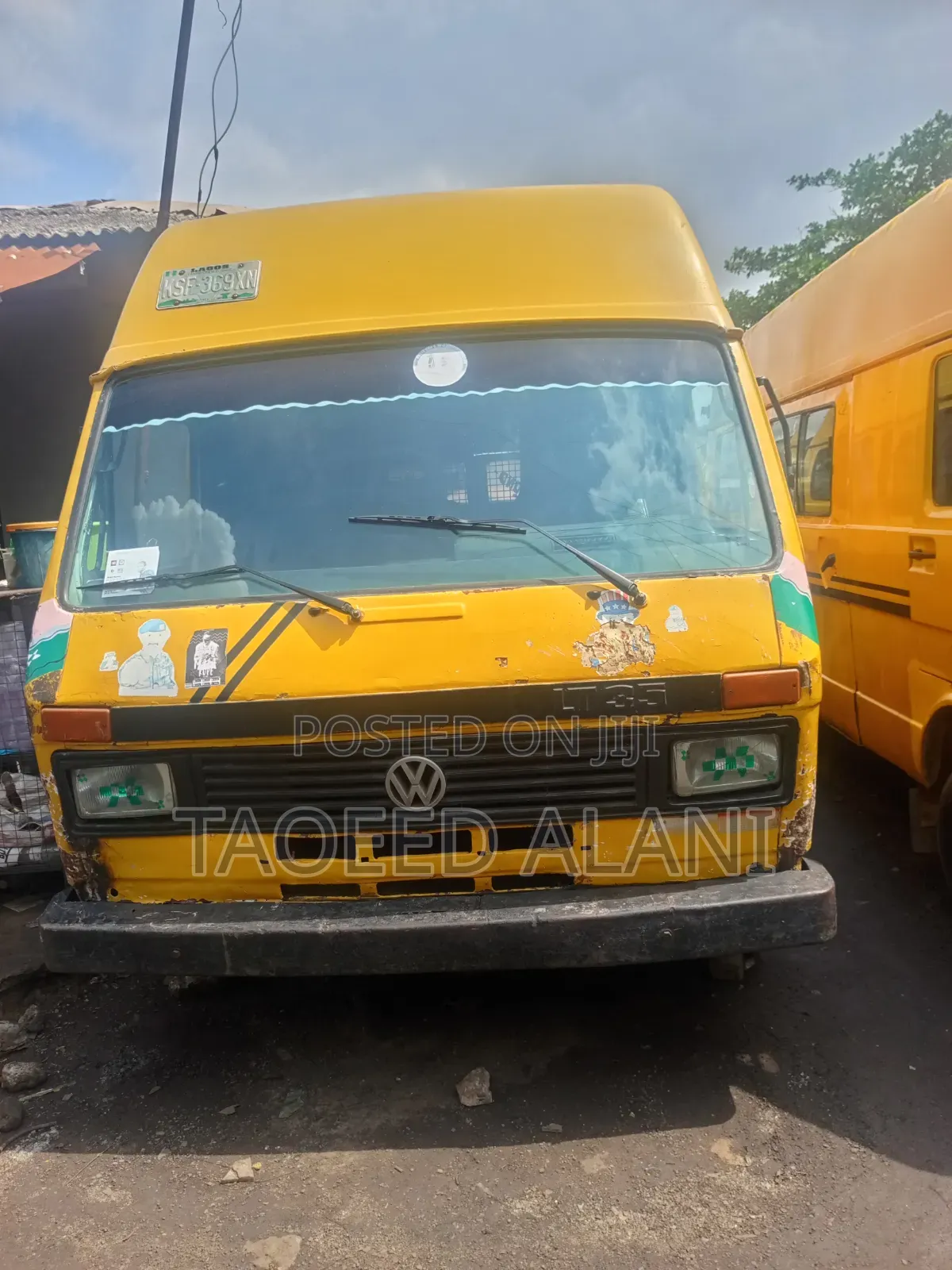 Volkswagen LT 1999 Yellow