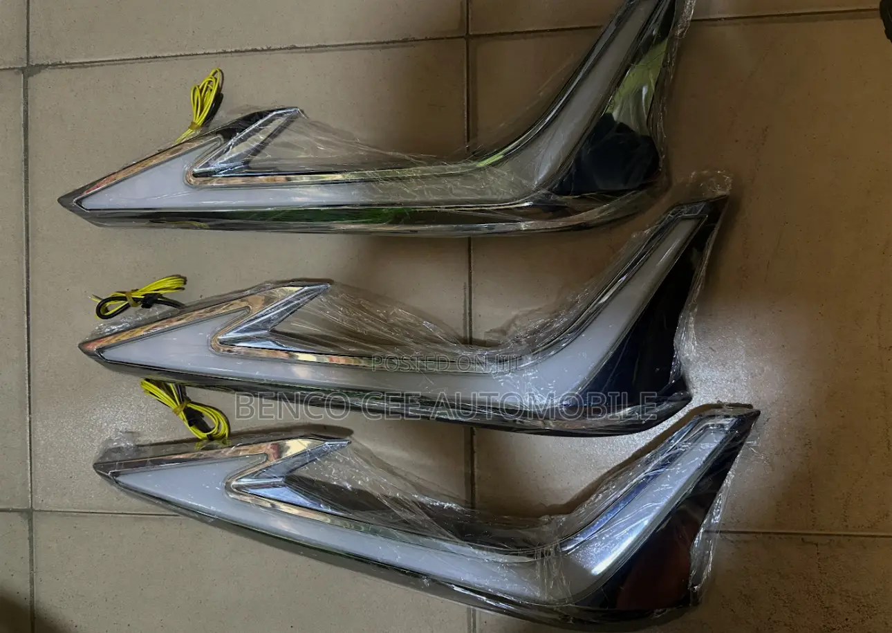 Original Spoiler Light for Toyota Prado 2018